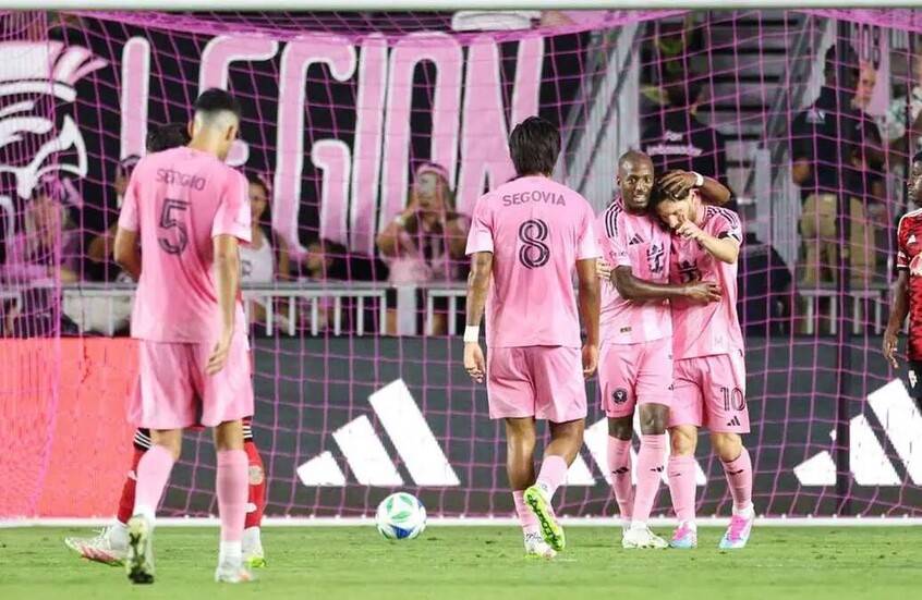 ميسي يعيد إنتر ميامي إلى سكة الانتصارات ويتألق ضد نيويورك ريد بولز