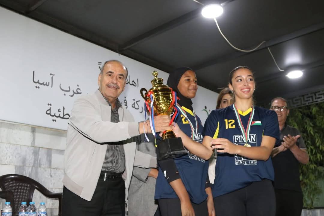 اتحاد الكرة الطائرة ينظم بطولة شاطئية