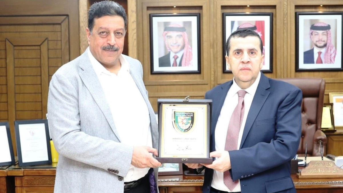 بحث التعاون بين البلقاء التطبيقية والكهرباء الأردنية