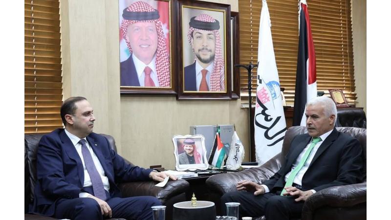 المومني: «الدستور» سنديانة الصحافة الأردنية