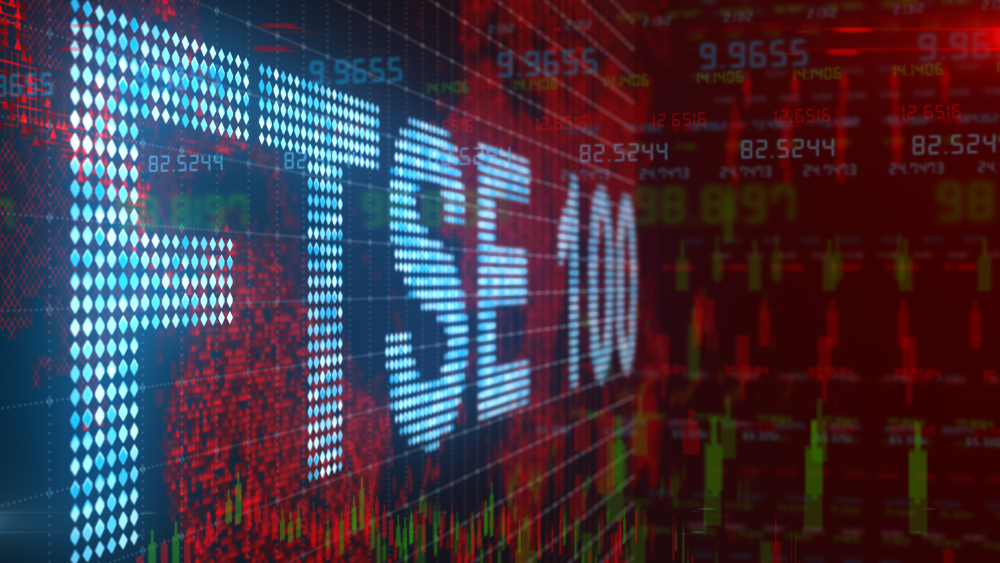 ارتفاع مؤشر فوتسي 100 البريطاني ليقترب من مستوى قياسي