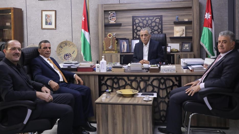 الرواشدة يهنئ اليازوري والتلاوي بفوزهما في اتحاد الناشرين العرب