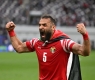 لاعب المنتخب الوطني يزن العرب يجدد عقده مع سيول الكوري الجنوبي